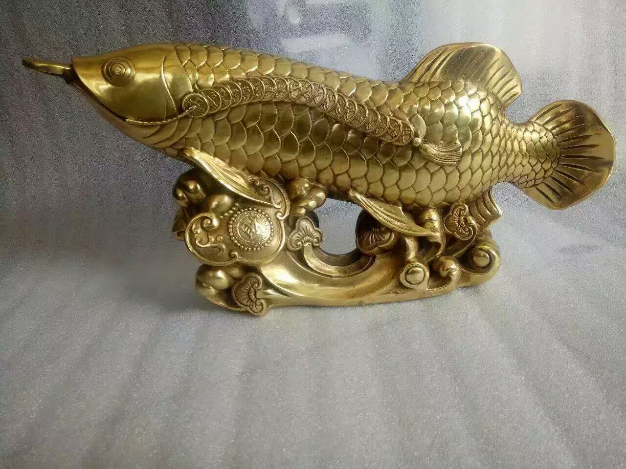 招財(cái)金龍魚雕塑