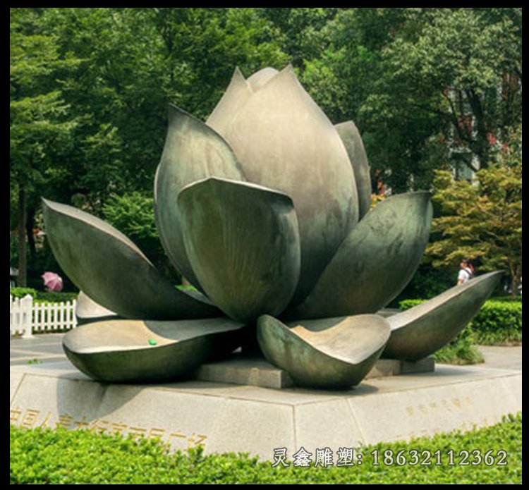 公園景觀雕塑，不銹鋼蓮花雕塑