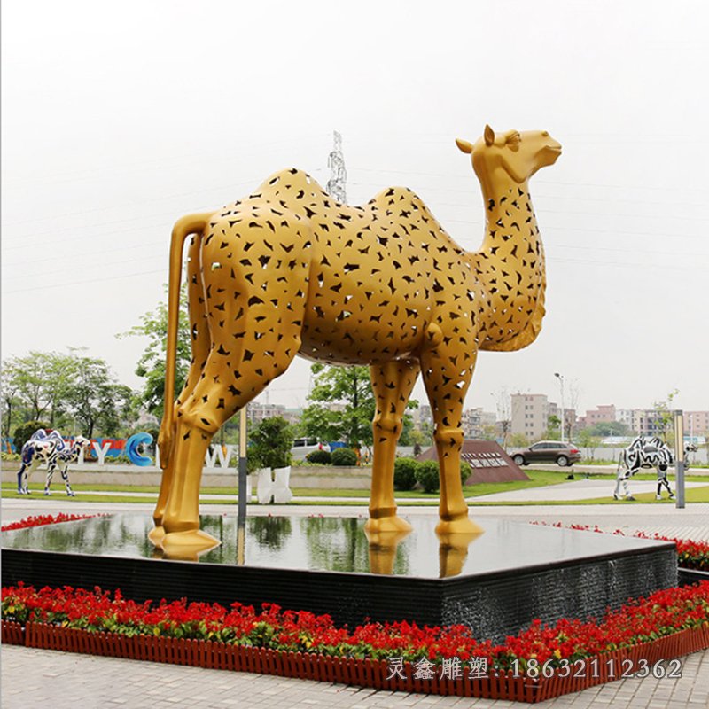 不銹鋼駱駝公園動物雕塑