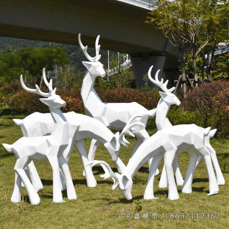 群鹿公園不銹鋼景觀雕塑