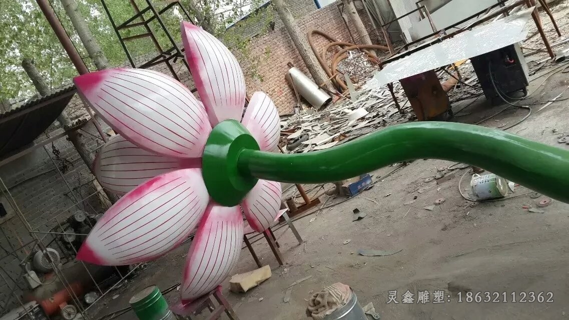 不銹鋼蓮花戶外景觀雕塑