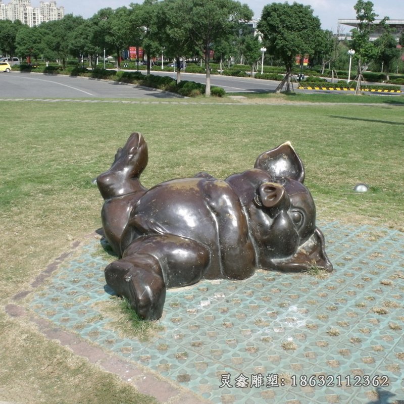 公園豬動物標(biāo)志銅雕