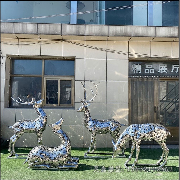 鏤空群鹿城市不銹鋼雕塑