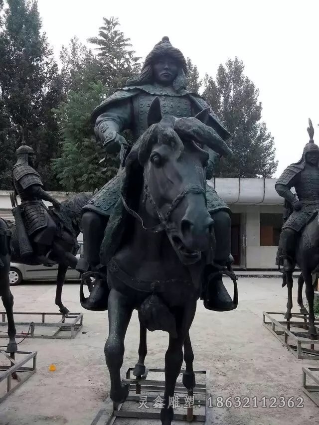 古代將軍騎馬人物銅雕